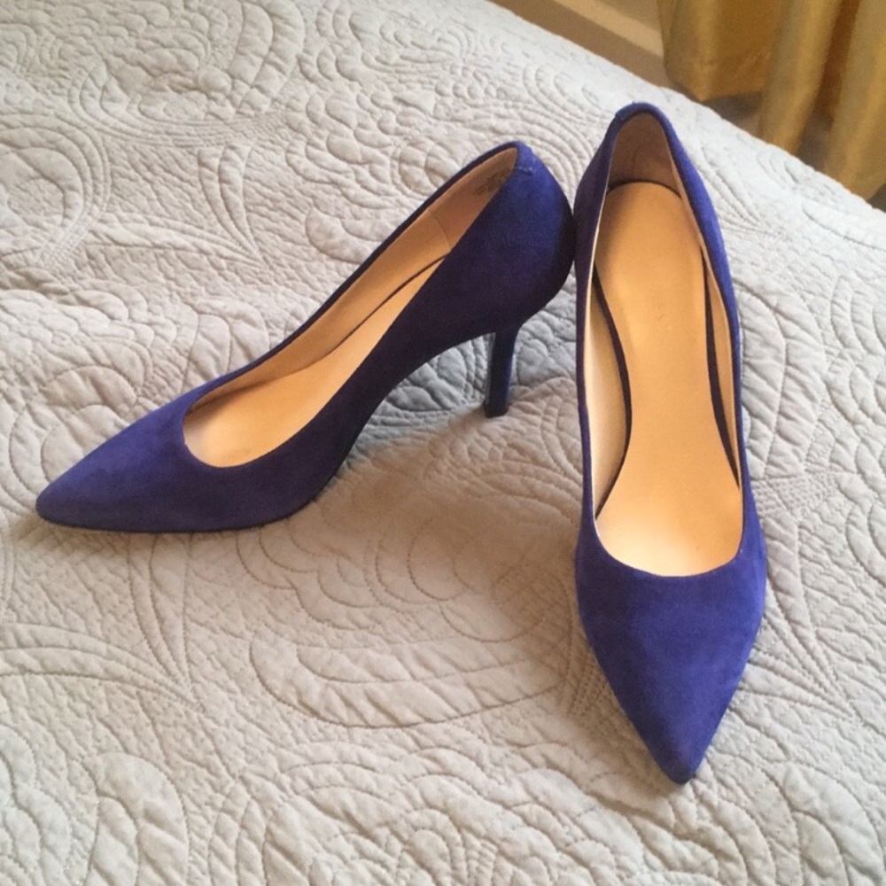 Nine West royal blue flax suede heels size 6